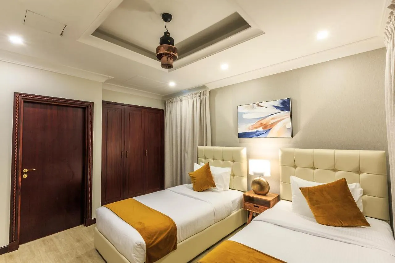 The S Holiday Homes - Stunning 5 Bedrooms Villa At The Palm Jumeirah With Private Beach And Pool Dubai United Arab Emirates